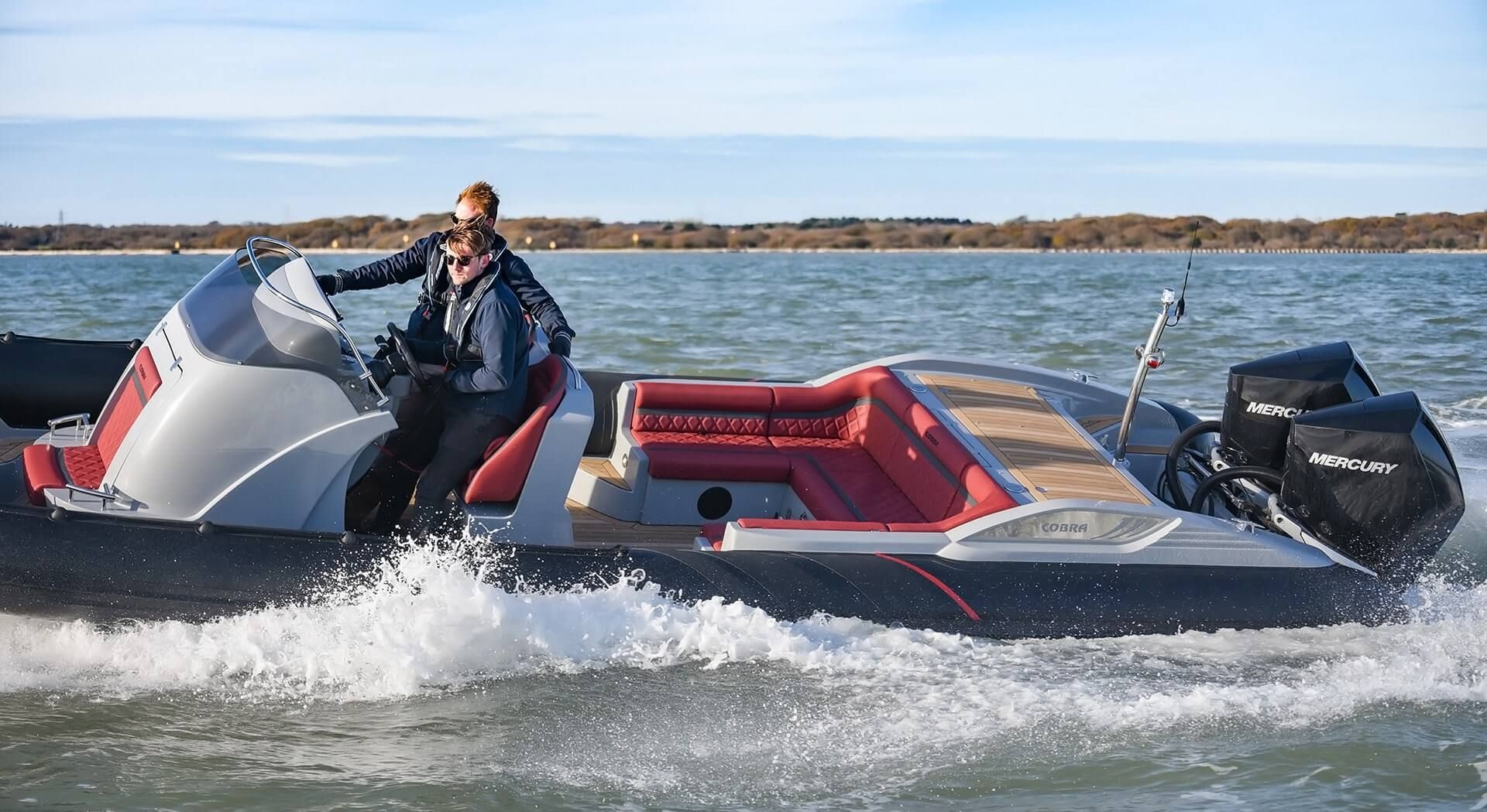 2021 Cobra Ribs Nautique 9.2