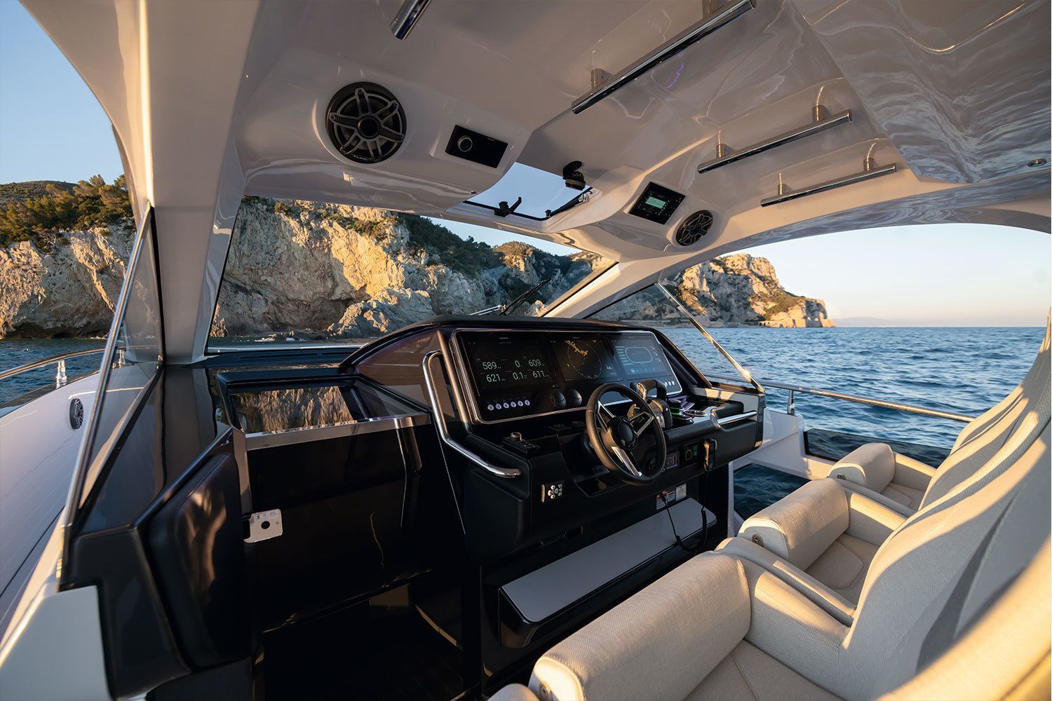 2020 Azimut Yachts Verve 47 