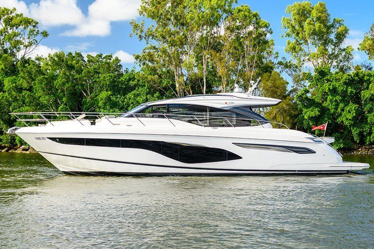 2018 Princess Yachts V60