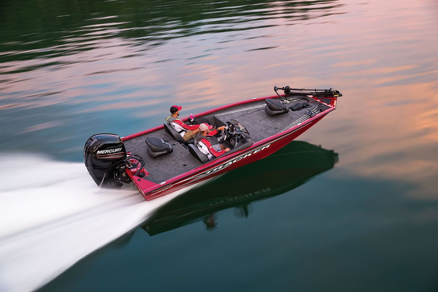 2023 Tracker Boats Pro Team 190 TXW Tournament Edition