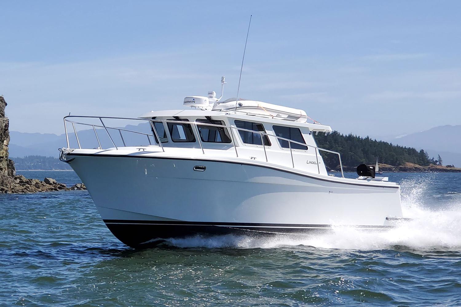 2022 Lindell Yachts 38