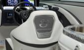 Crownline E285 helm