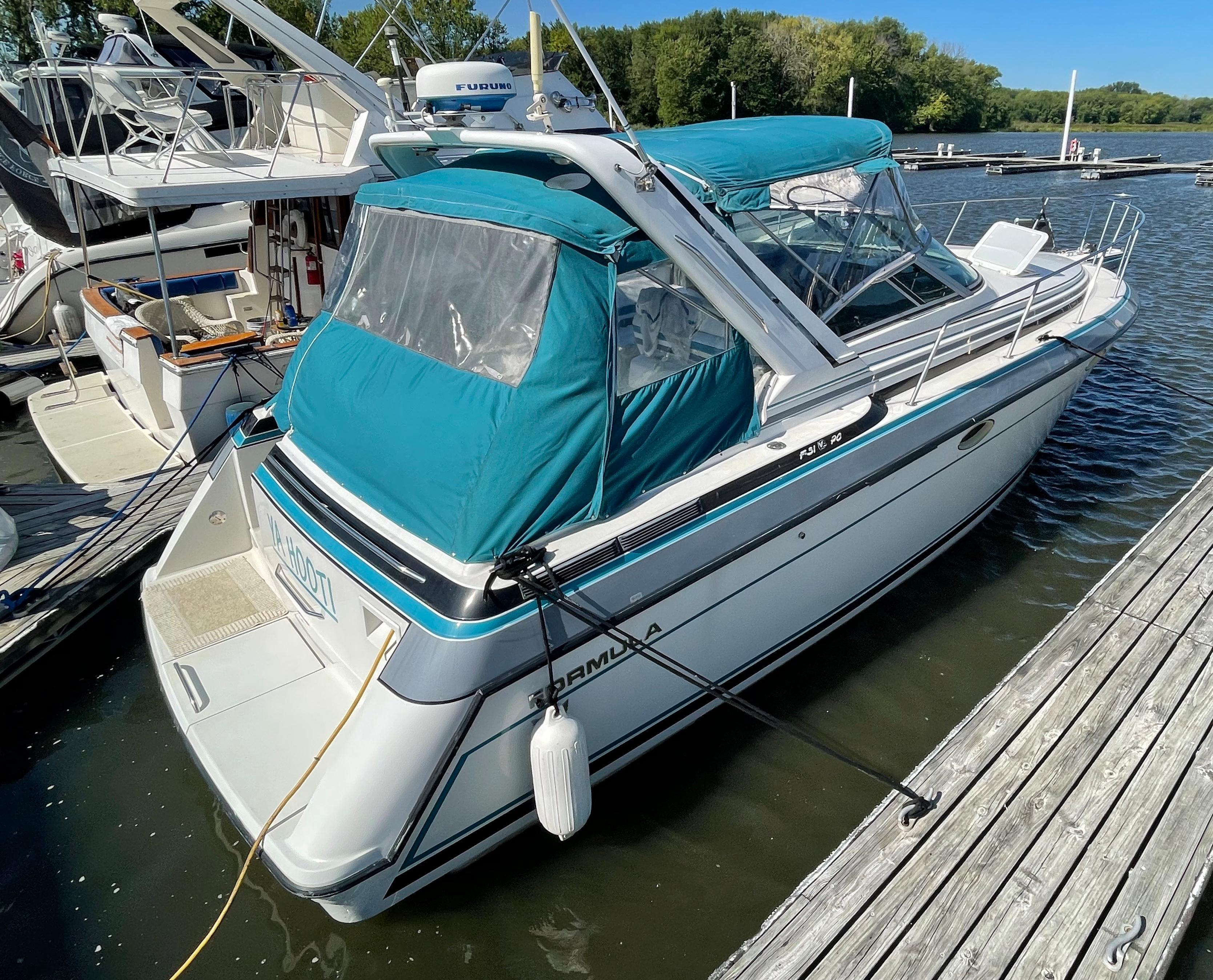 1994 Formula Boats 31 PC