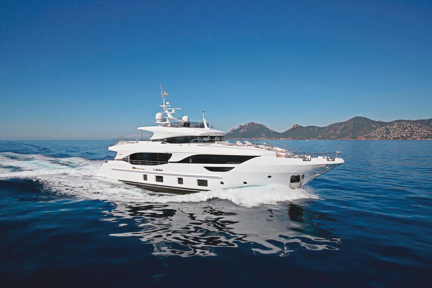 2018 Benetti Yachts Delfino 95