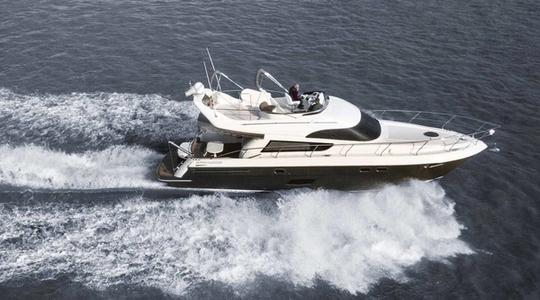 2006 Birchwood 500 Flybridge