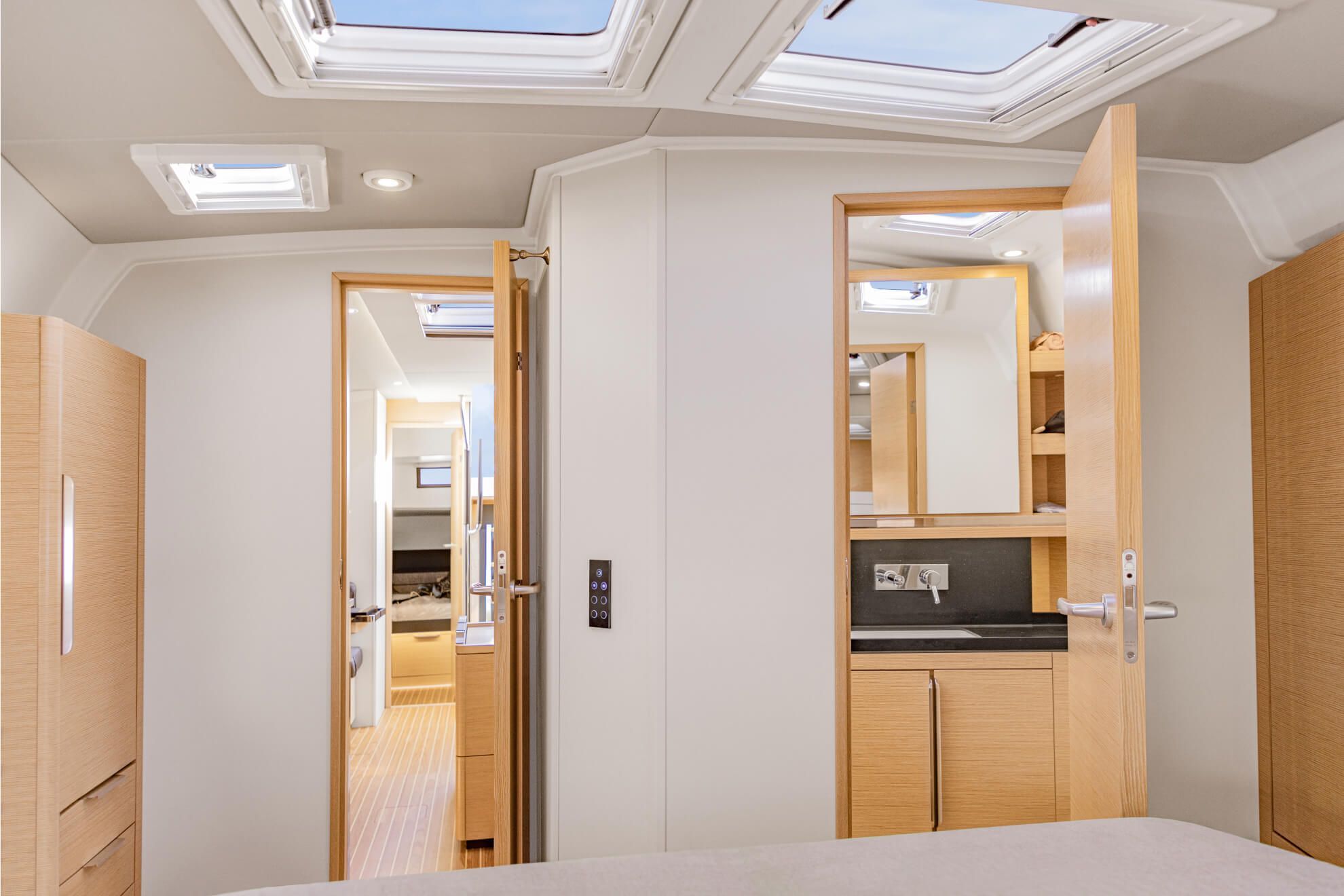 2022 Hanse Yachts 460