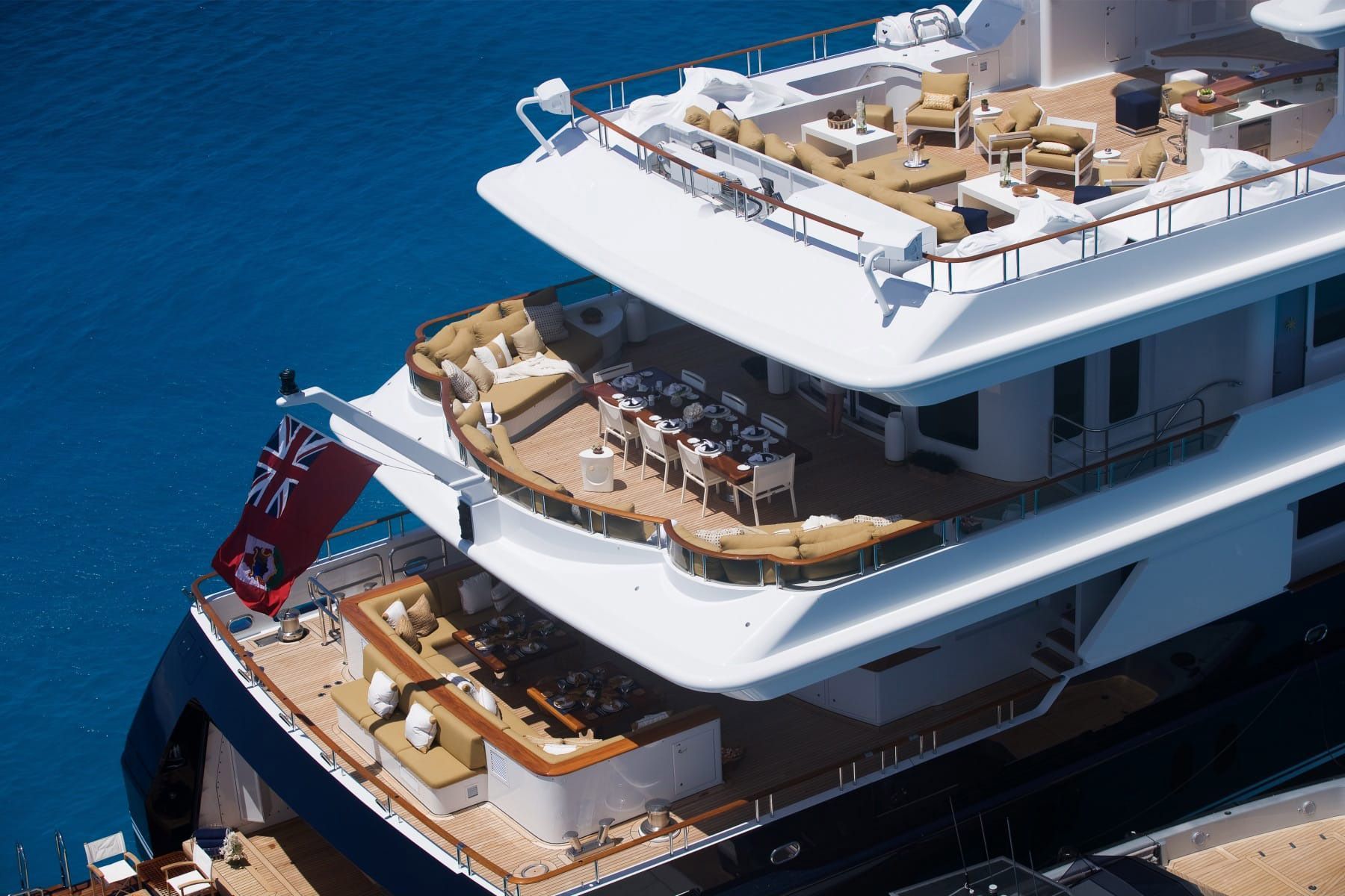 2001 Oceanco Treehouse