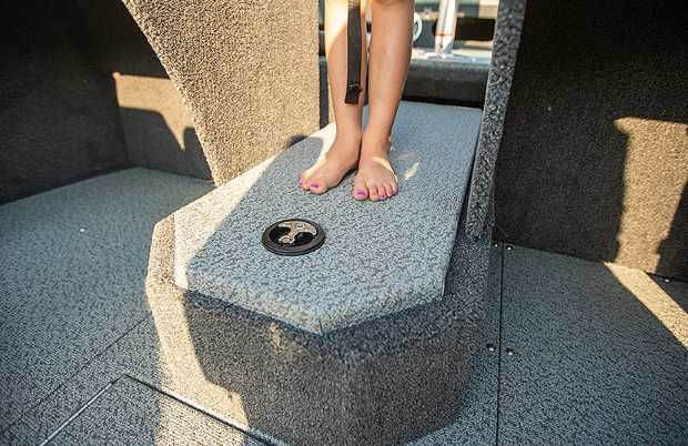 2021 Lowe Boats FS 1900