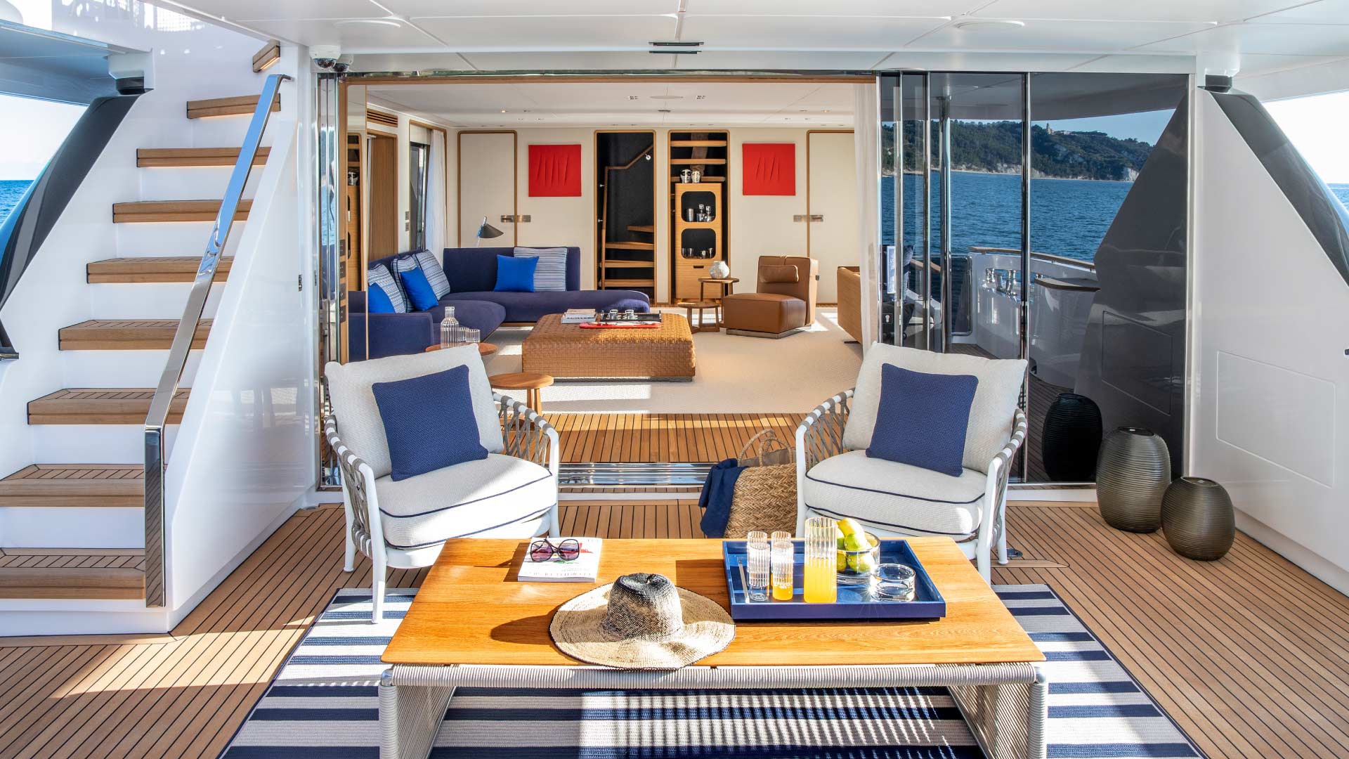 2020 Custom Line Navetta 30