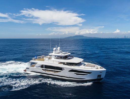 2017 Horizon Yacht FD85