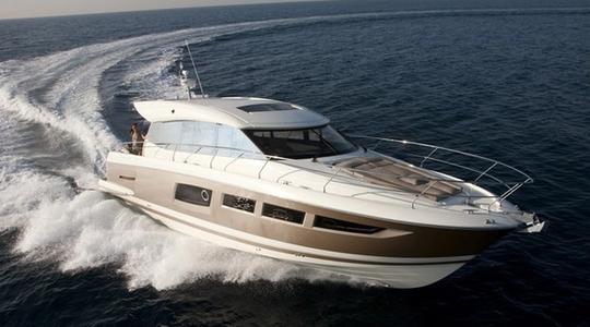 2013 Prestige Yachts 500 S