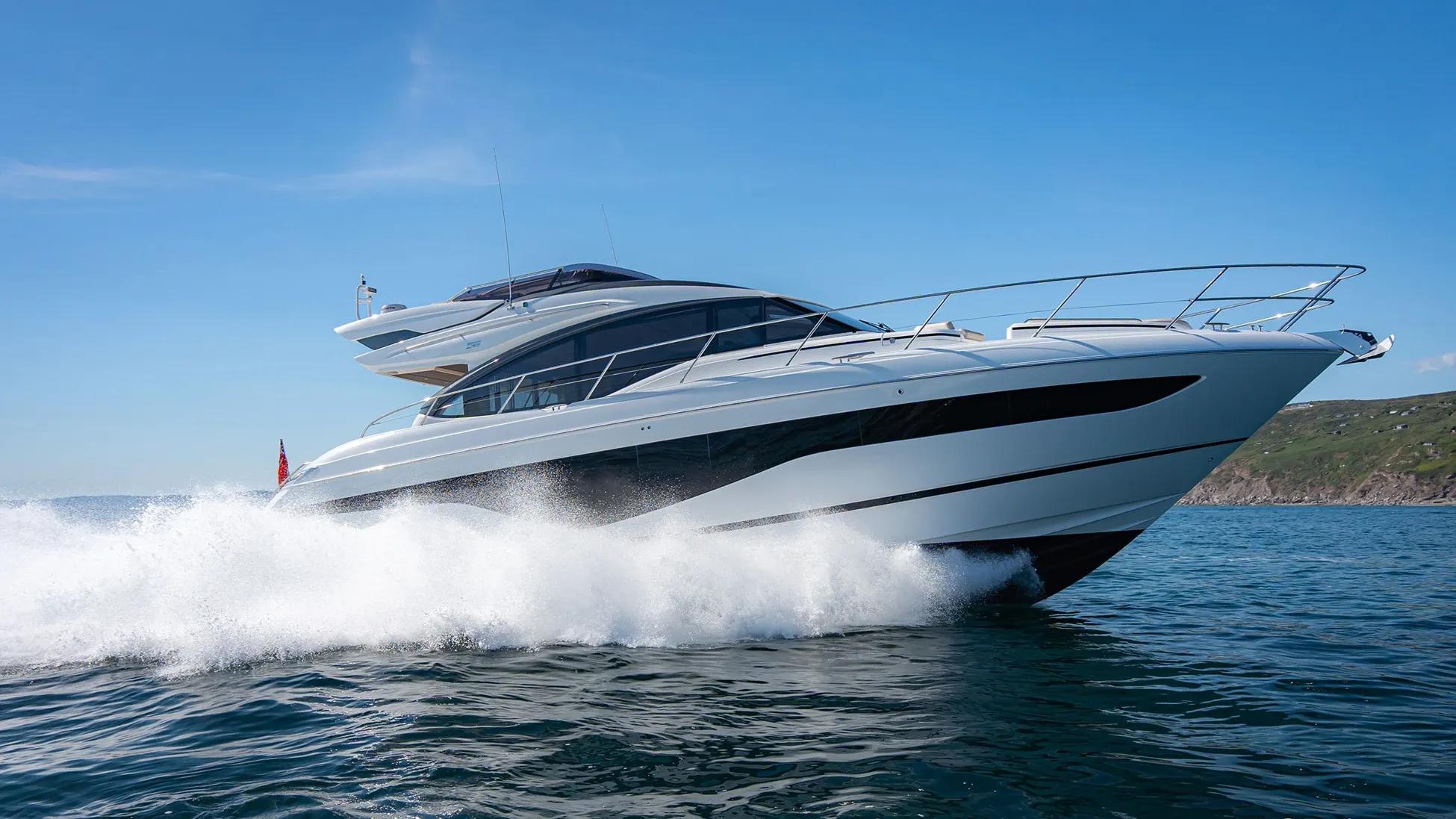 2020 Princess Yachts S62
