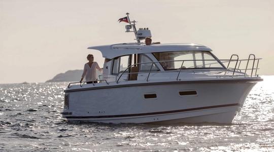 2014 Nimbus 305 Coupe