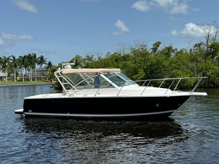 2003 Tiara Yachts 2900 Coronet
