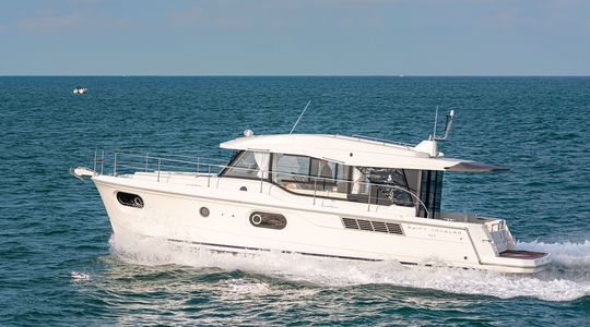 2020 Beneteau Swift Trawler 41 Sedan