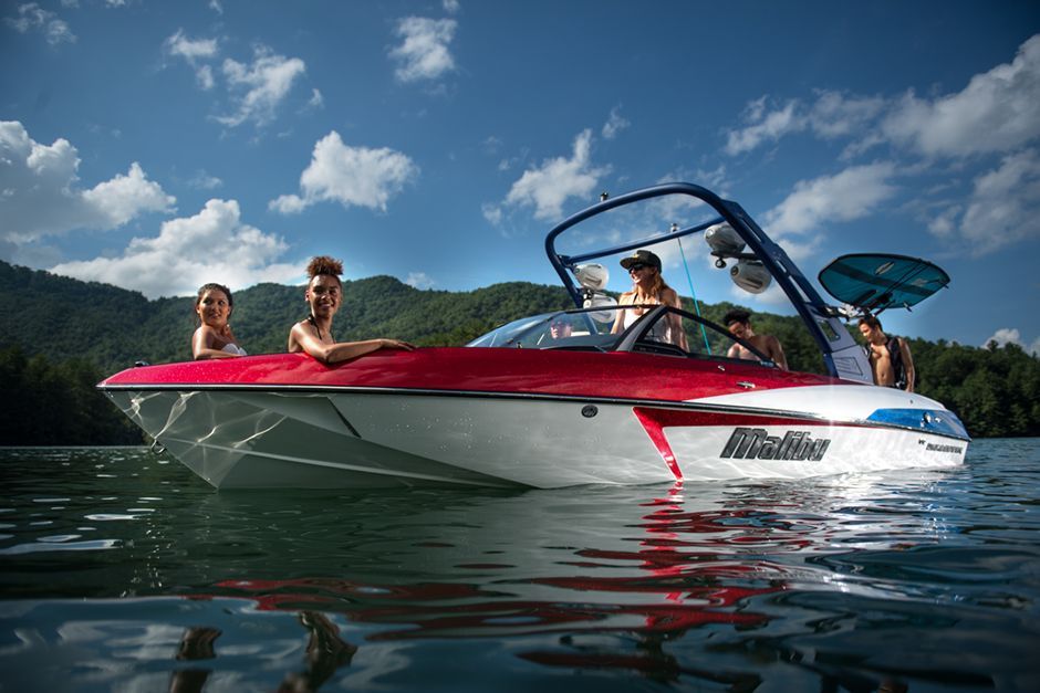 2017 Malibu Boats Wakesetter 22 VLX