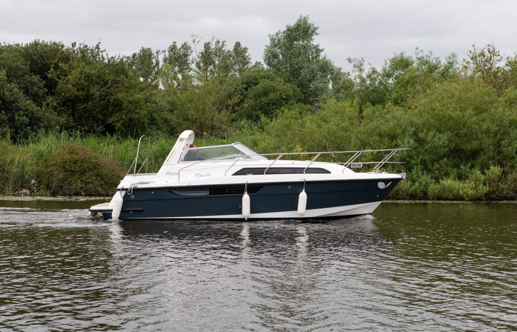 2020 Broom Boats 30 Cadet