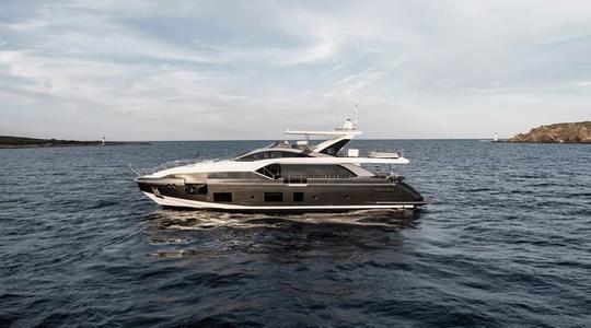 2017 Azimut Yachts Grande 27M