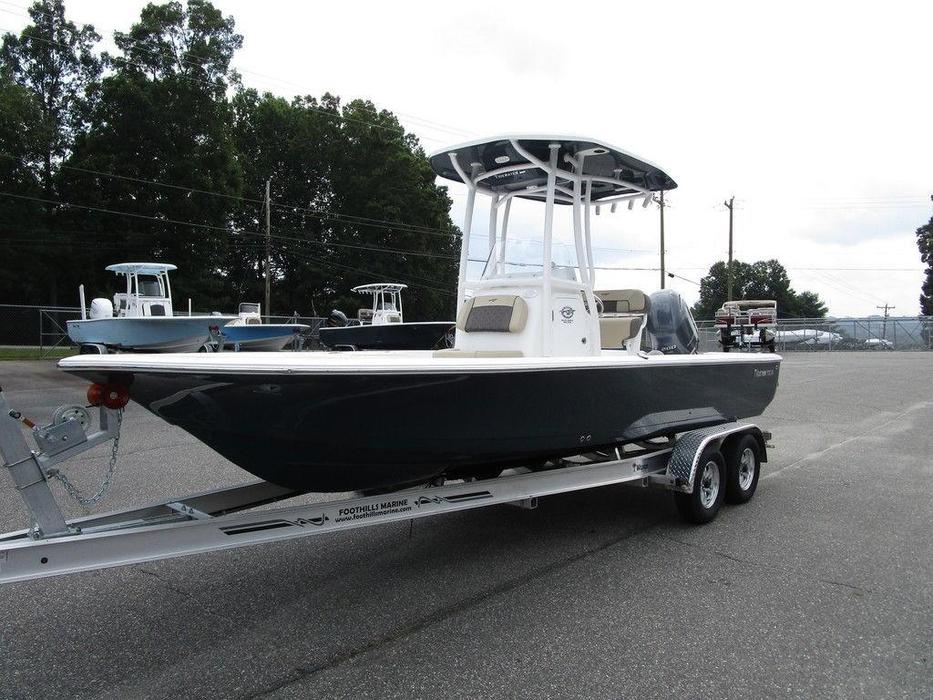 2021 Tidewater Boats 2110 Bay Max