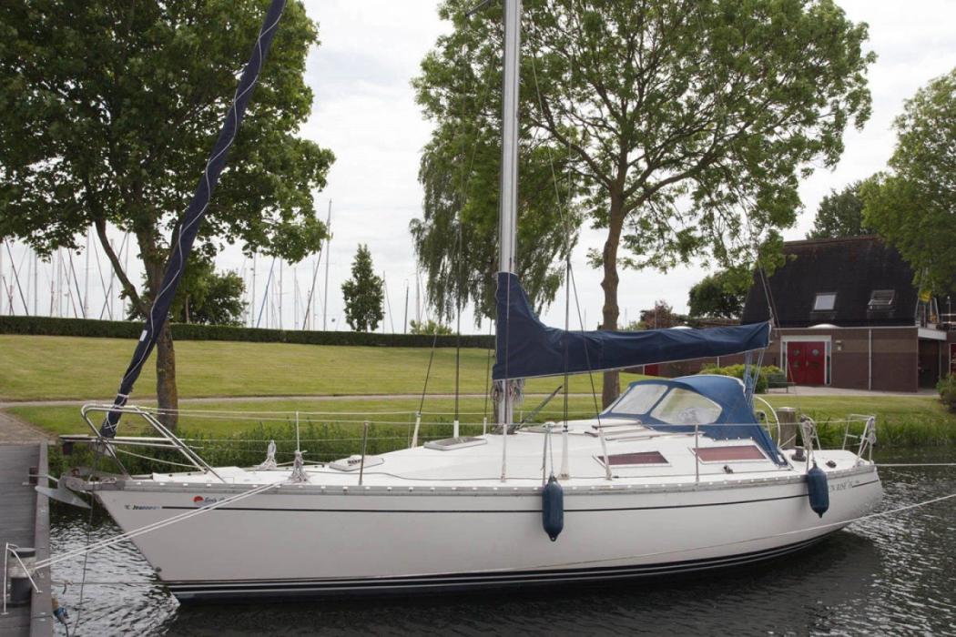 1984 Jeanneau Sun Rise 35