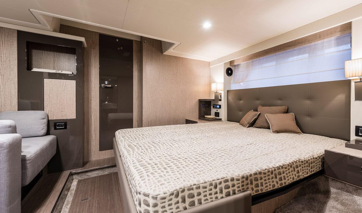 2020 Cranchi Yachts E56F Evoluzione