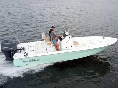 2019 Nautic Star 227XTS