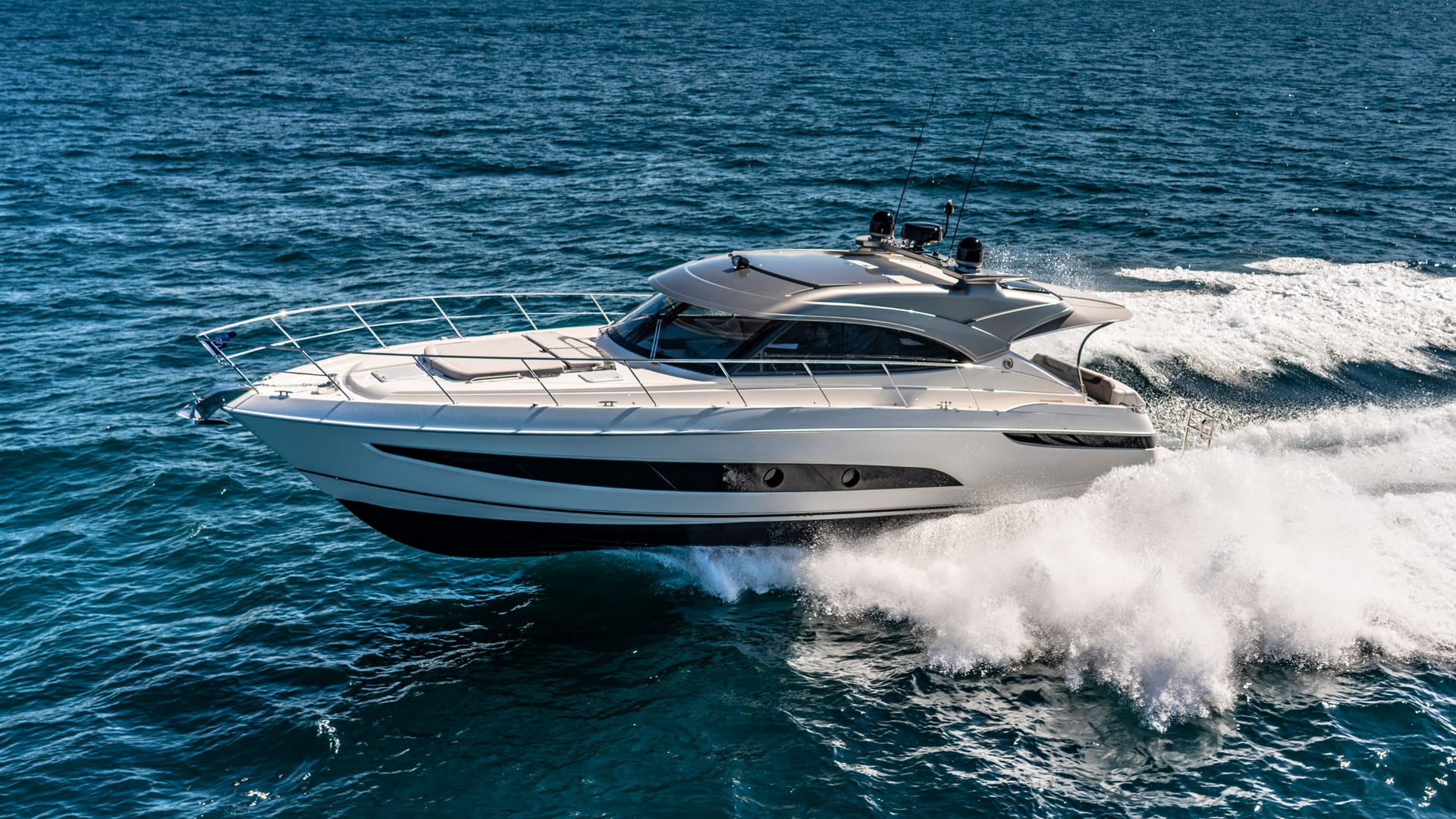 2023 Riviera 4800 Sport Yacht Platinum Edition
