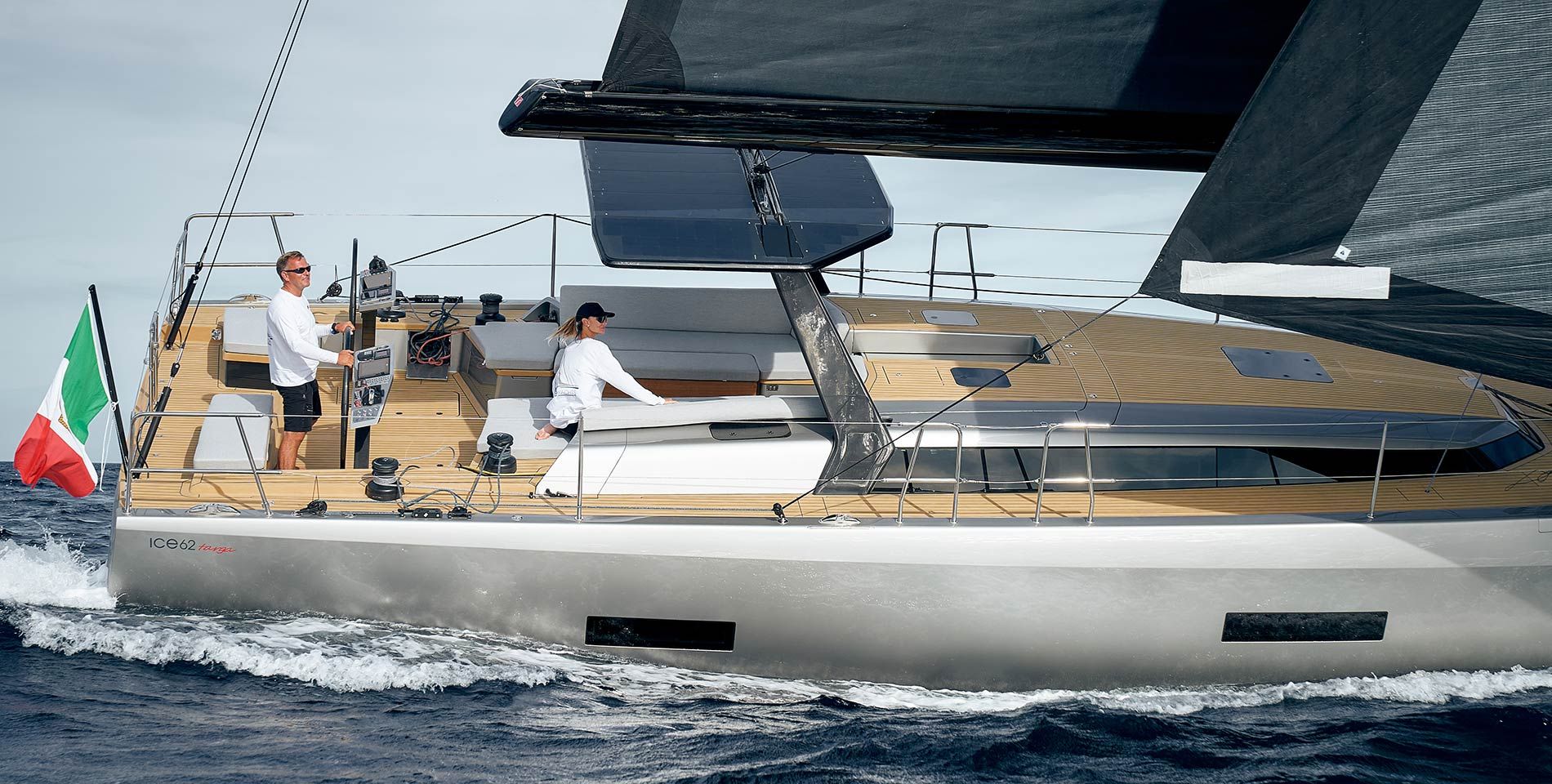 2022 Ice Yachts 62 Targa