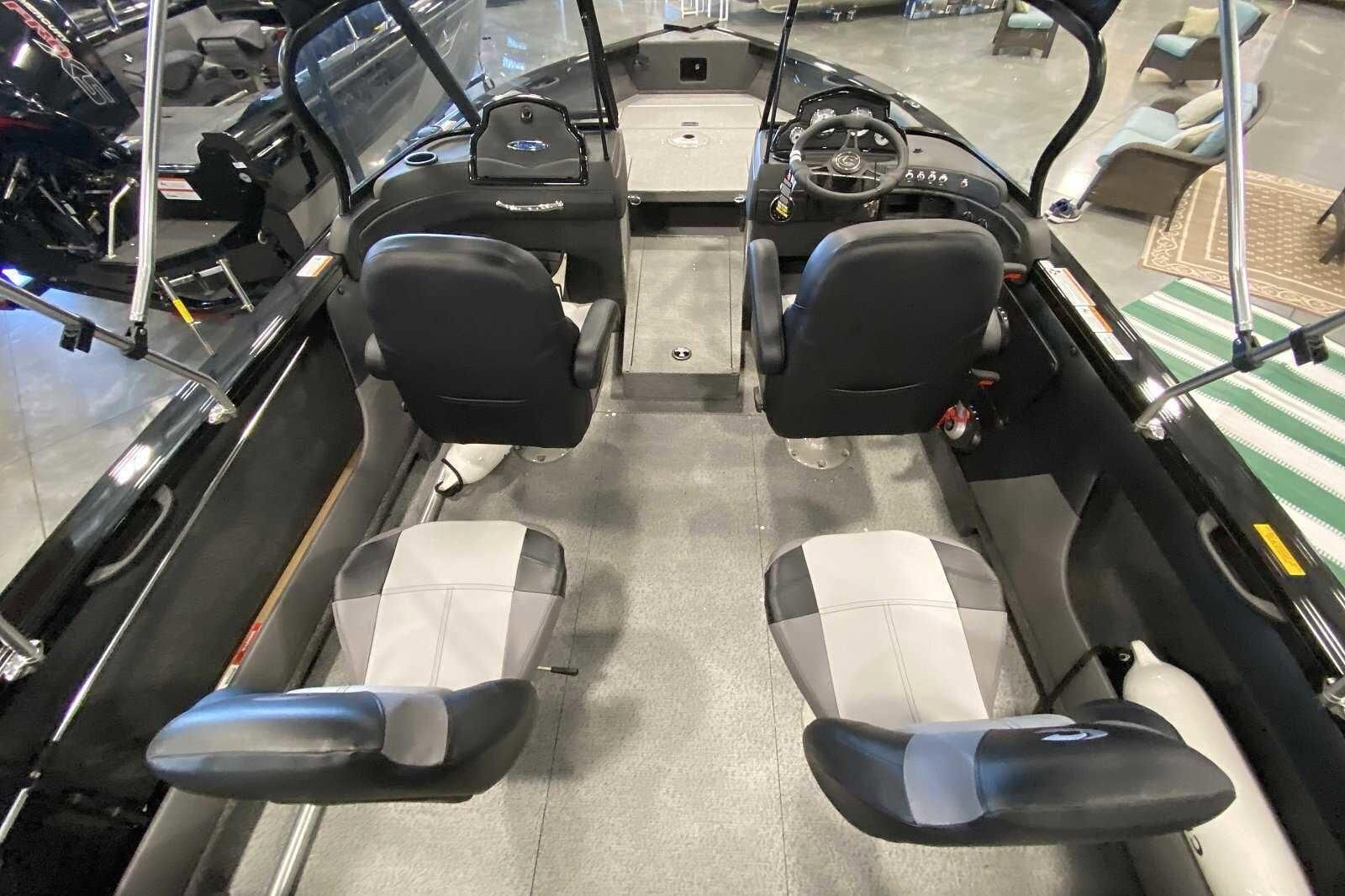 2021 Crestliner 1850 Super Hawk