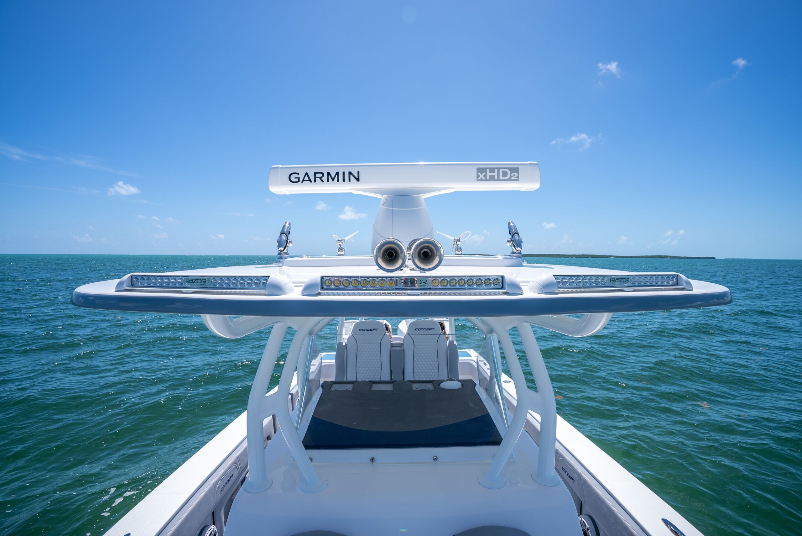 Concept 3900 Open Deck centre console, photo 4