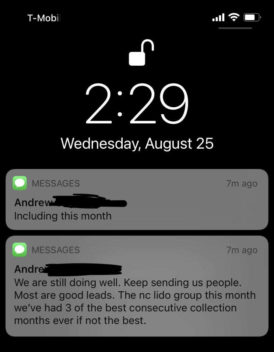iMessage lock screen: "Keep sending us people... 3 of the best consecutive collection mont