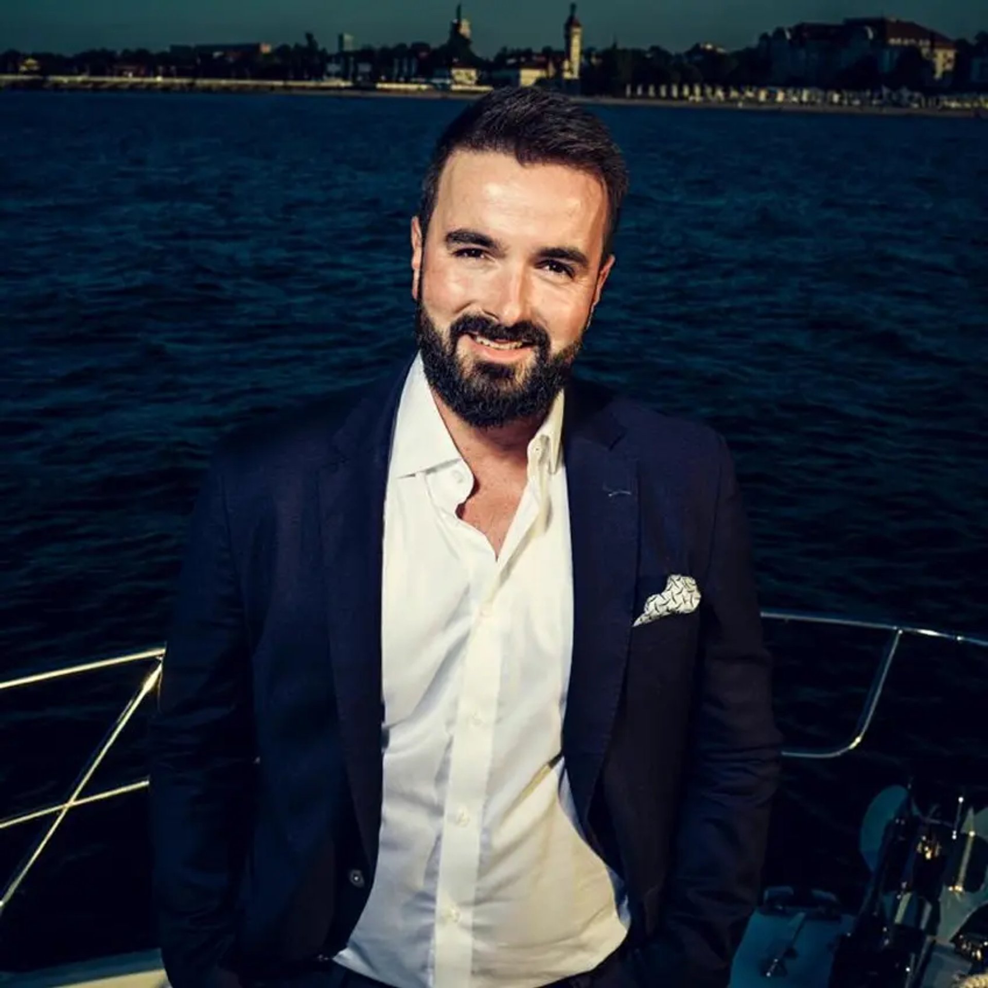 Azimut Yachts - analiza kosztów posiadania jachtu luksusowego