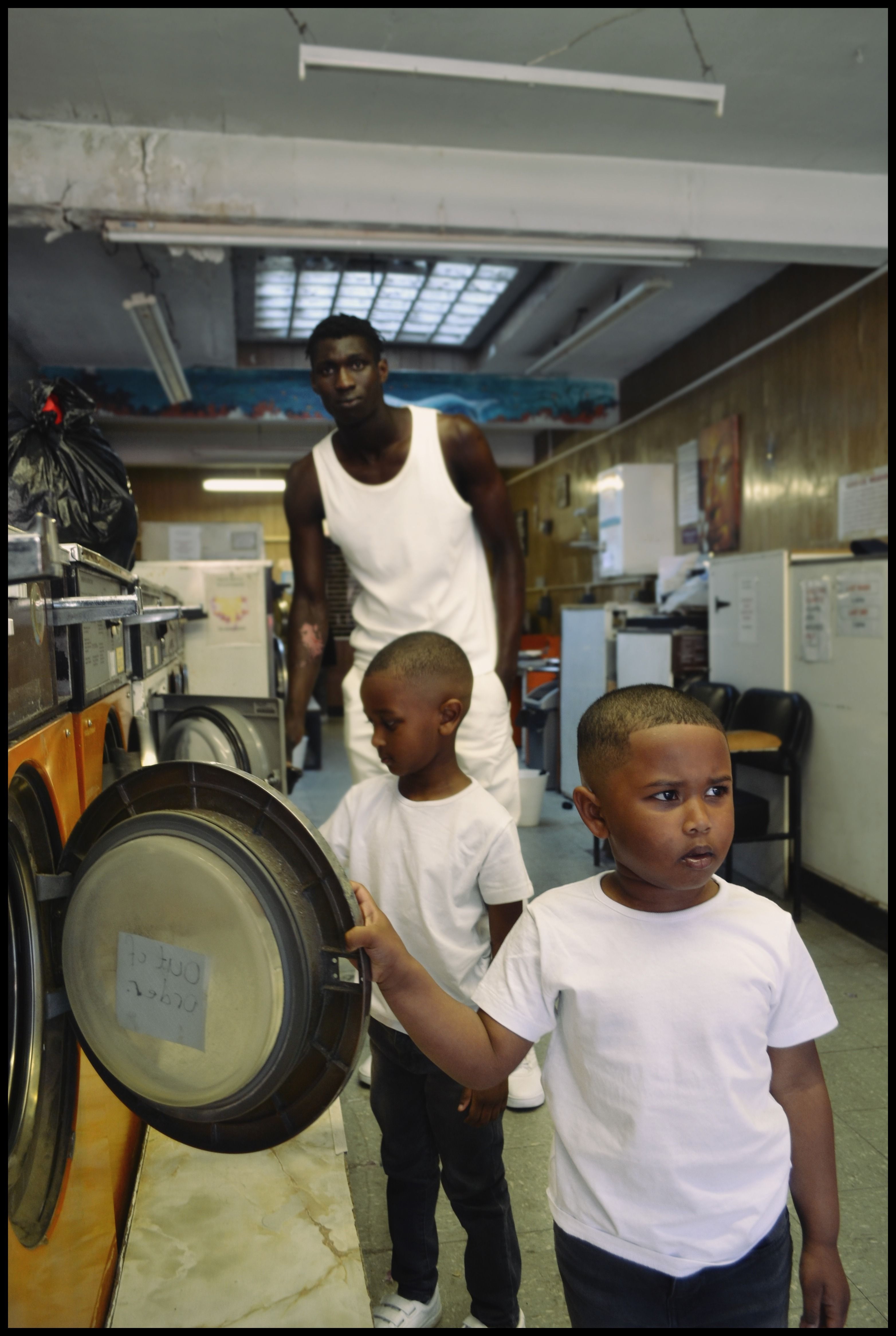 DYSFUNCTIONAL FAMILIES PART 2 - SINGLE FATHER, 3