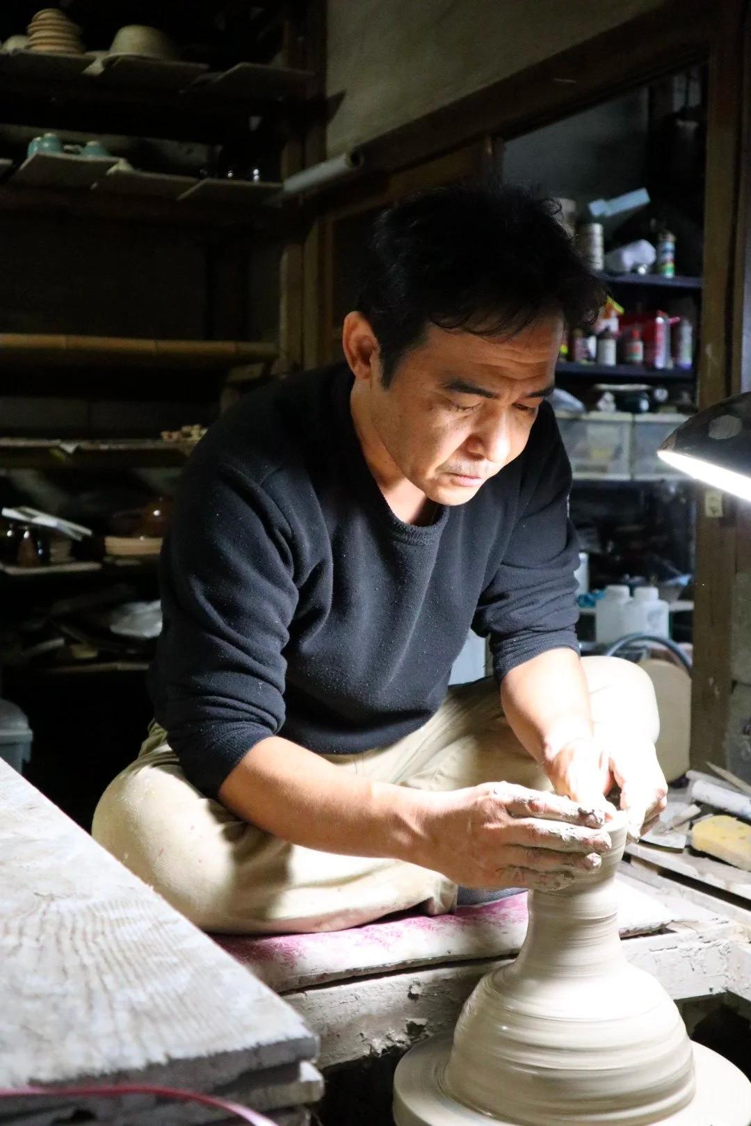 萩原芳典