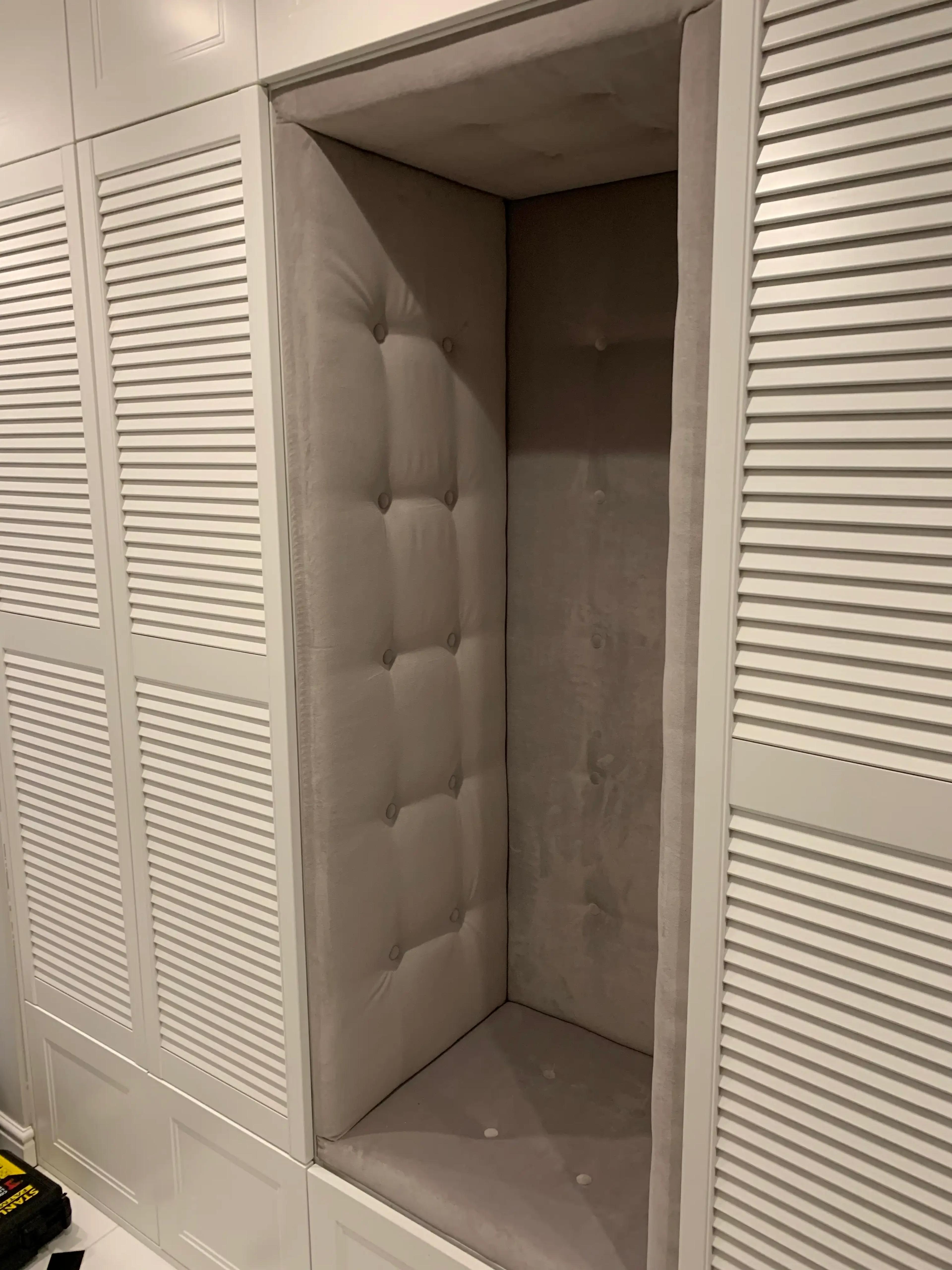 Wnęki i ścianki tapicerowane - zdjęcie realizacji 6