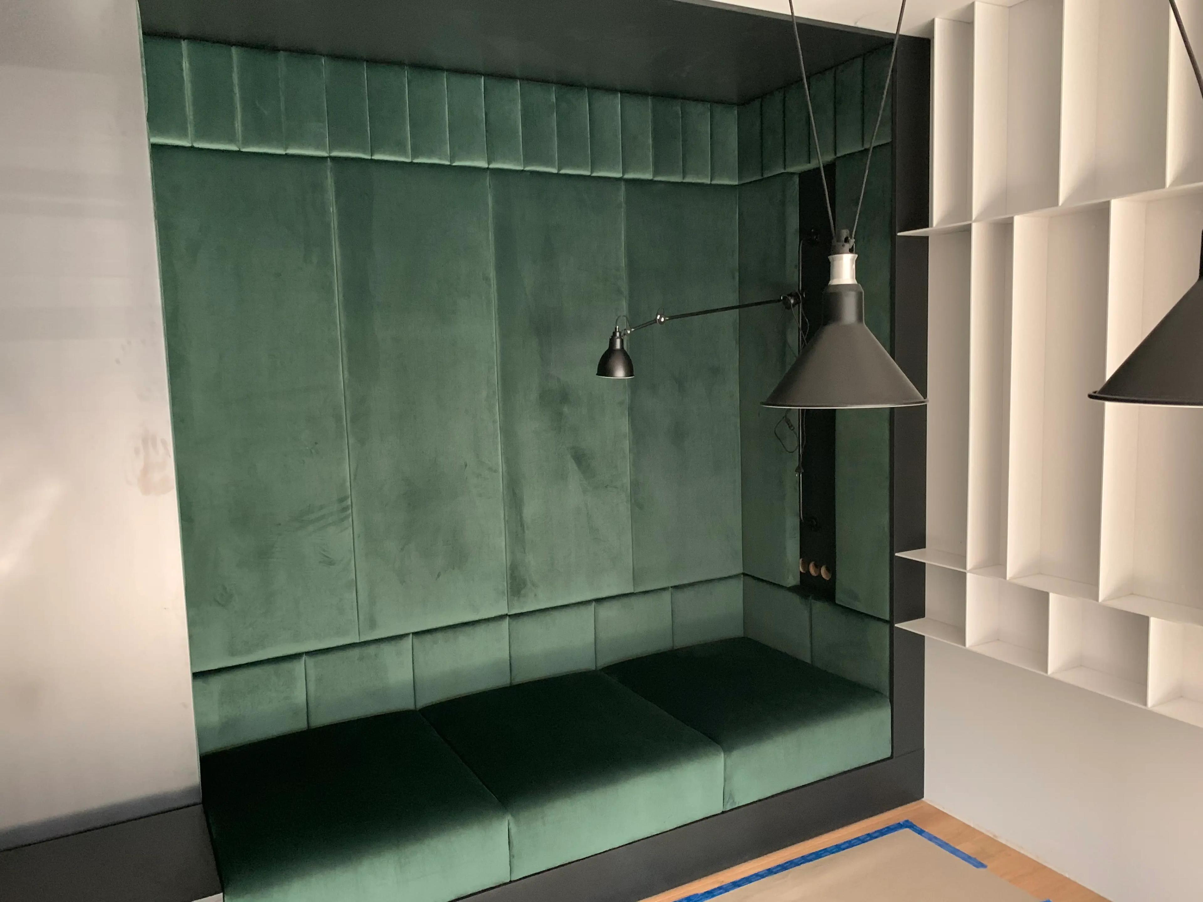 Wnęki i ścianki tapicerowane - zdjęcie realizacji 4