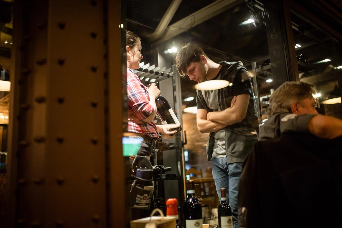 ROTWEIN ÖSTERREICH / FRANKREICH