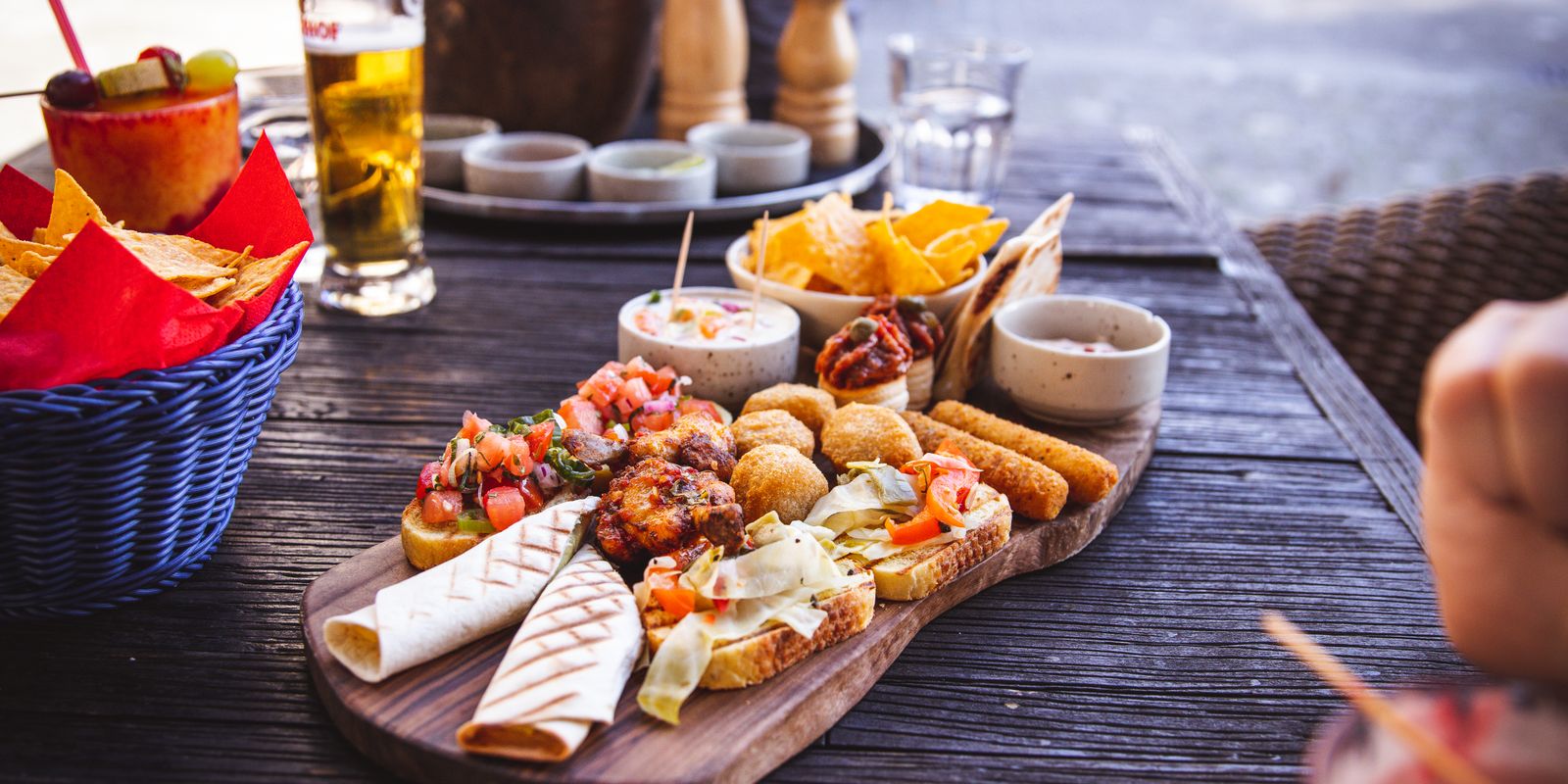 PLÄTTLI UND SNÄCKS