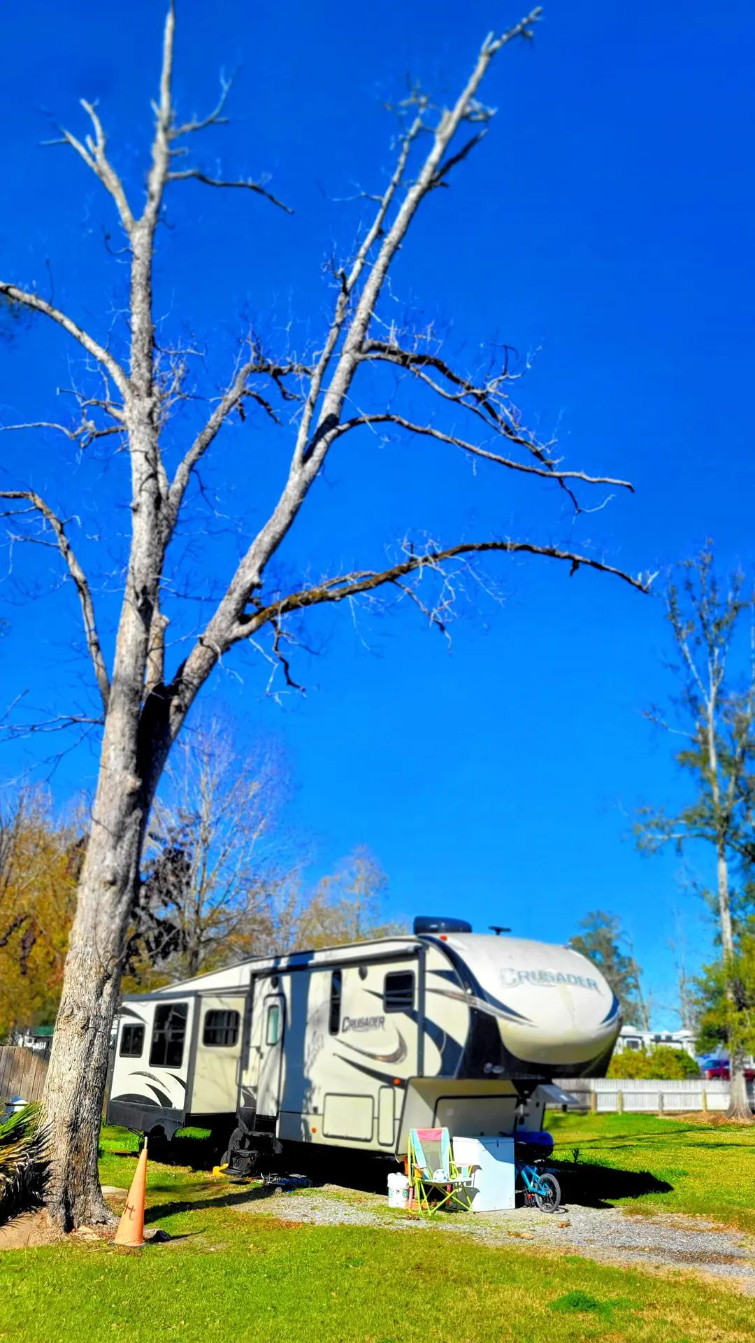 RV pads with full hookups on plantation grounds