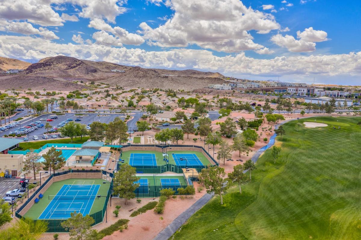 Macdonald Tennis Courts Golf Course
