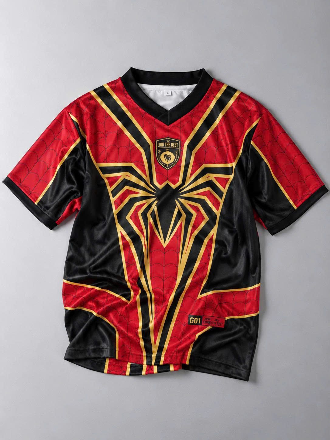 Áo Jersey Nhện Gold Lion The Best – Đỏ Đen Viền Vàng Cổ Tim