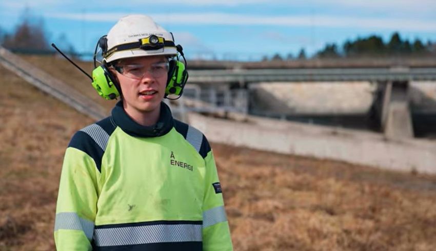 Thomas Nesland Kvam er nyutdannet energimontør i Å Energi Vannkraft