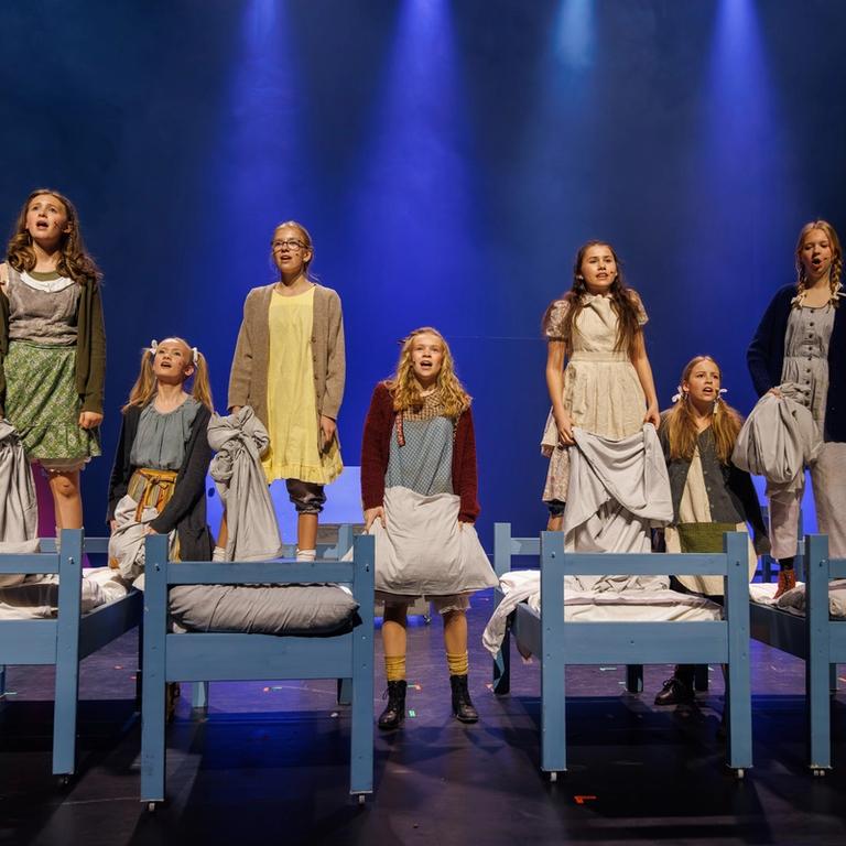 Fra Åsenteaterets oppsetning