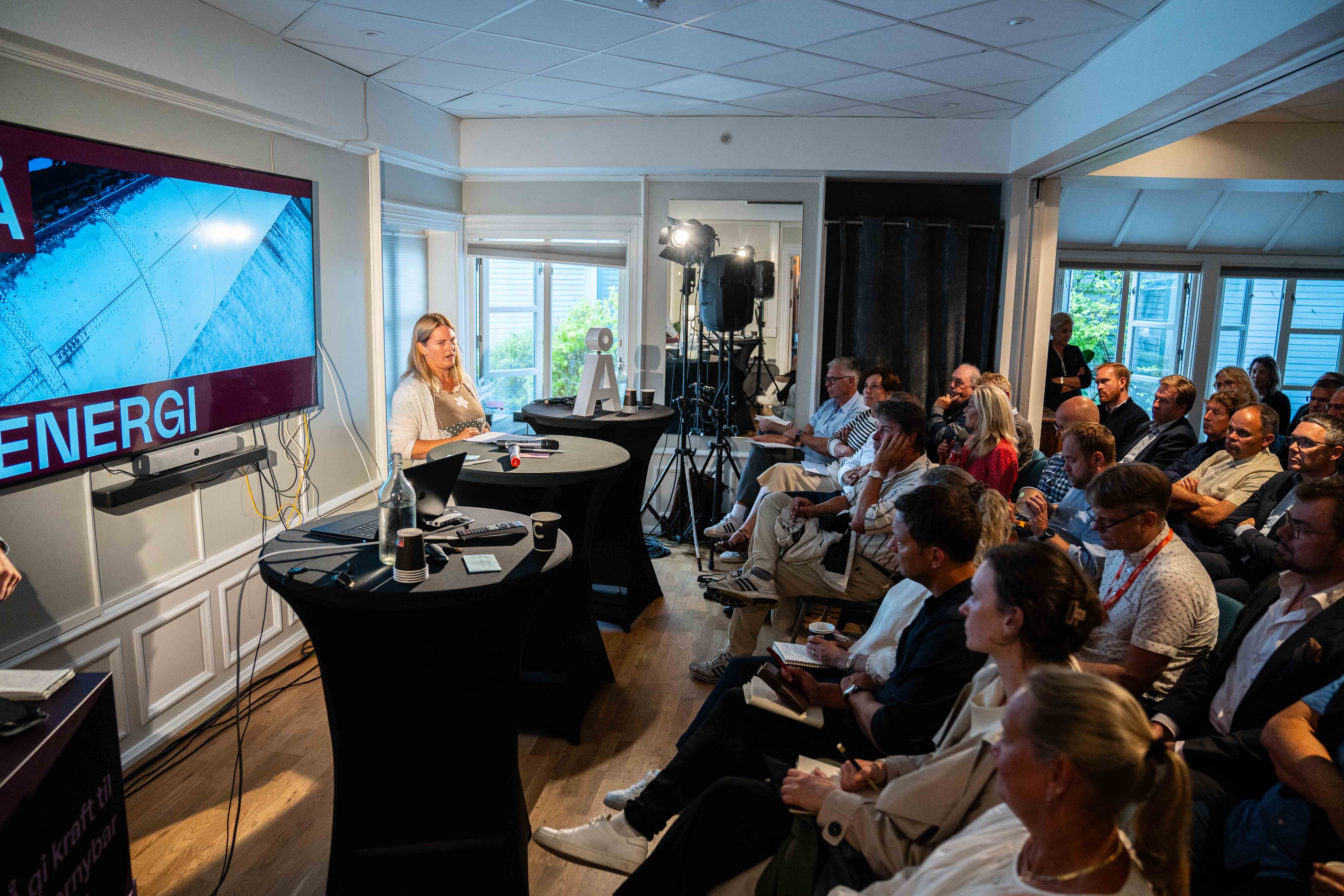 Full sal på Tyholmen hotell