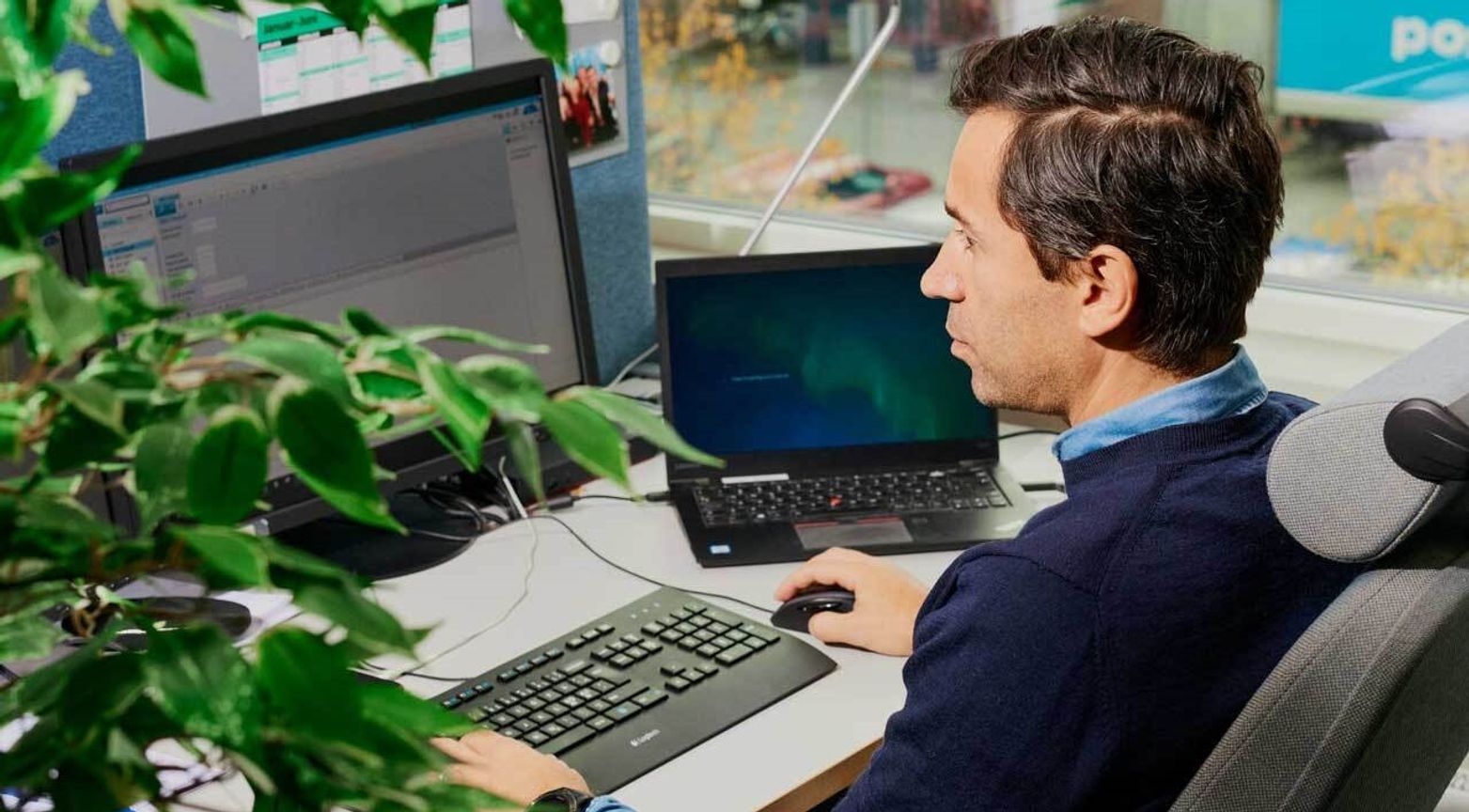 Liridon jobber som kundebehandler i Å Energi