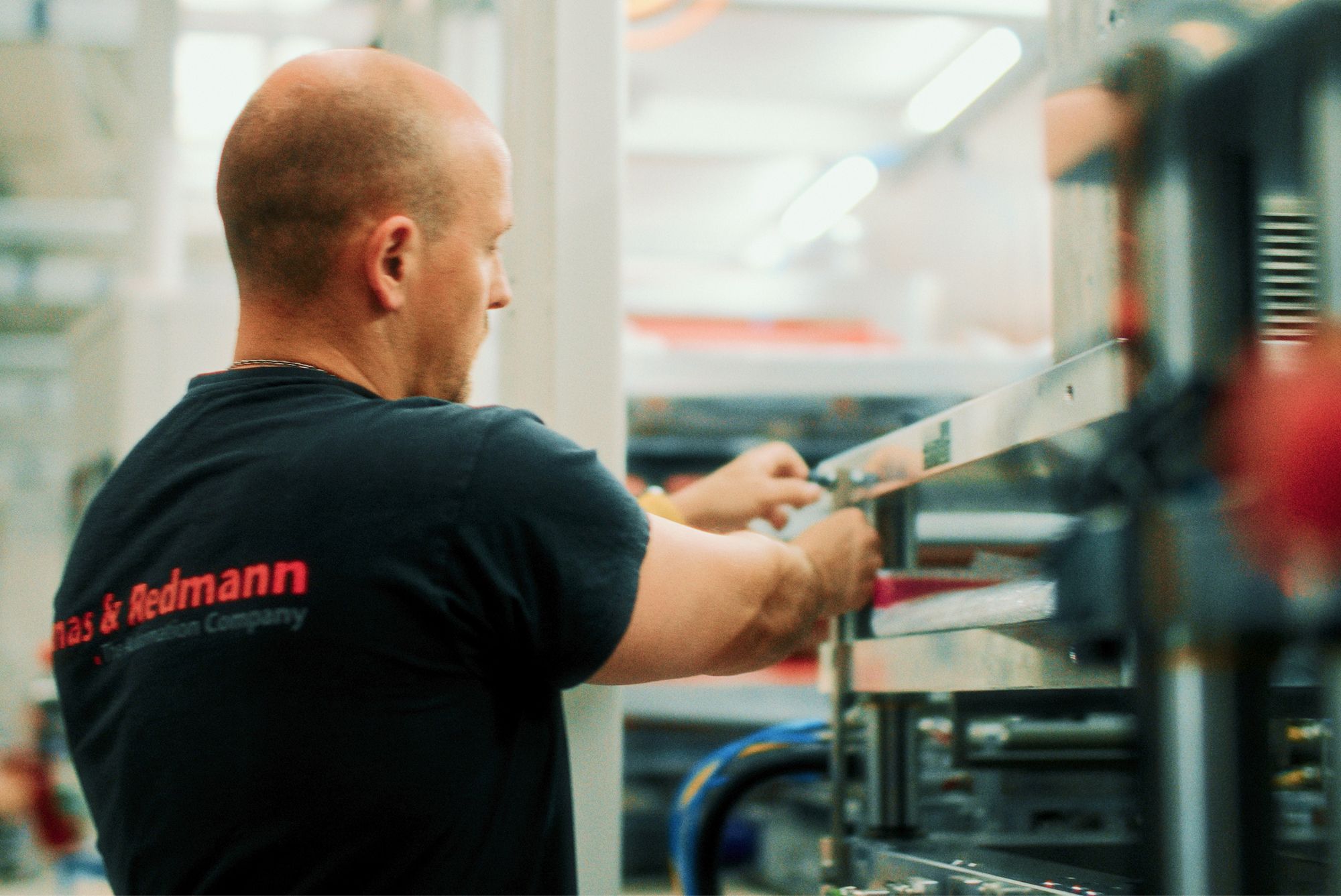 Jonas und Redmann - Cutting-edge automation systems preview 3