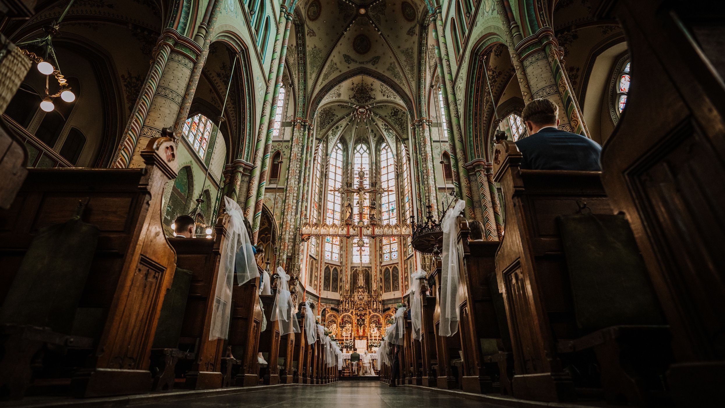 Sint Willibrordkerk bij een huwelijk