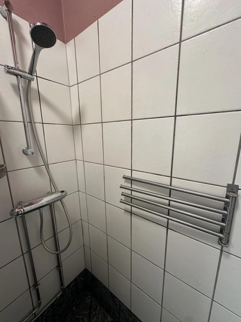 Bathroom Deep Cleaning, Efter