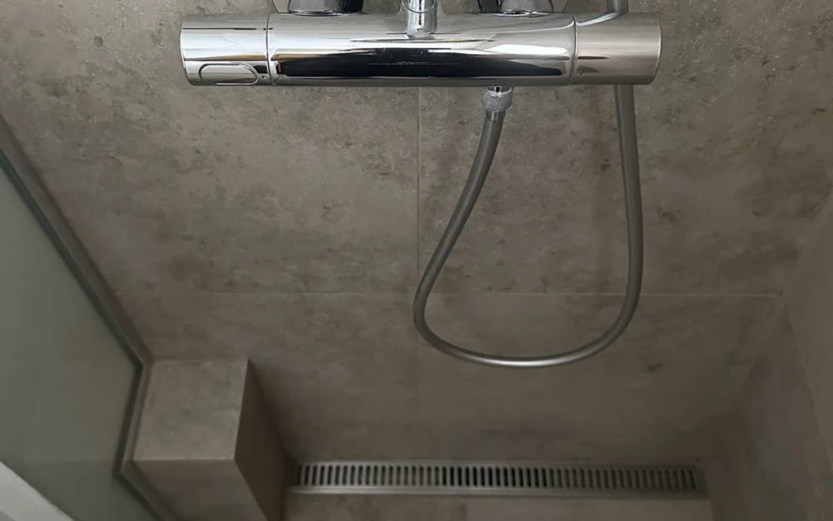 Bathroom Detail Cleaning, Efter