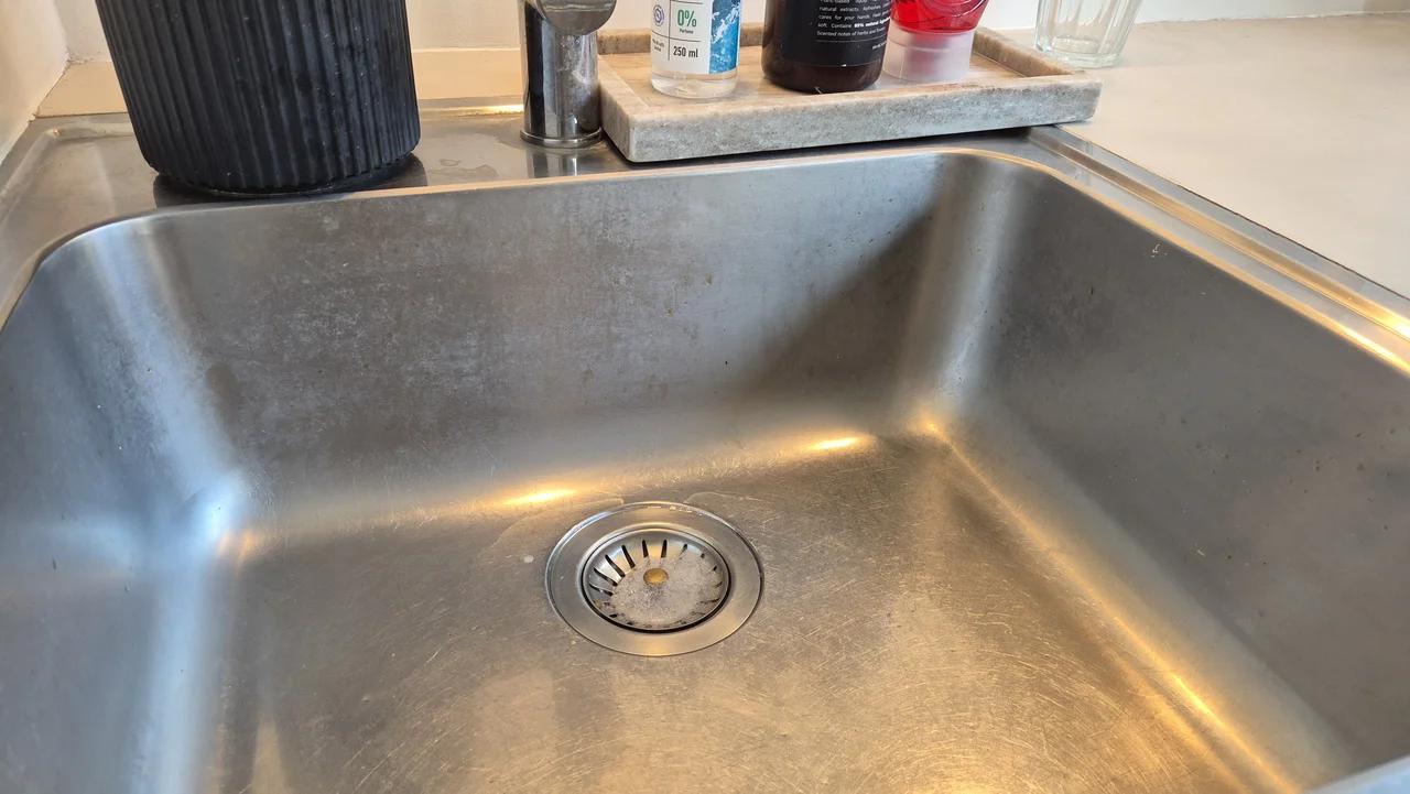 Sink descaling , Før
